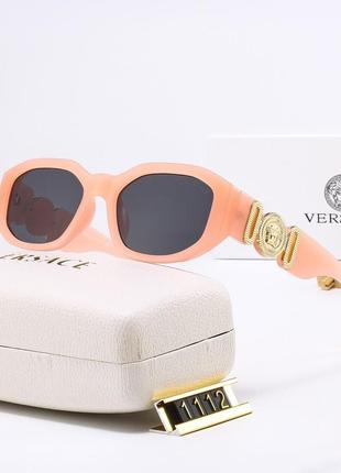 Солнцезащитные очки в стиле versace9 фото