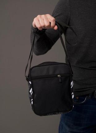 Чоловіча сумка месенджер adidas через плече чорна7 фото