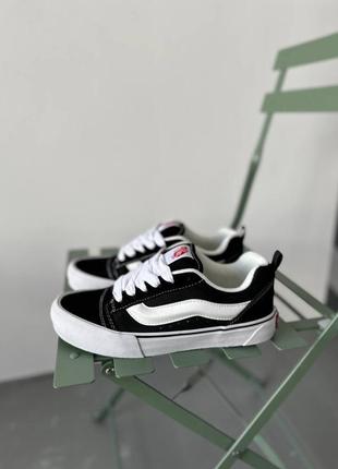 Vans knu skool black white