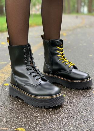 Ботинки на платформе dr. martens jadon black черевики