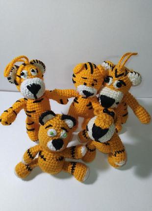 Іграшки ручної роботи "тигрики"3 фото