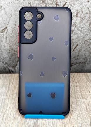 Чехол samsung s21 fe с сердечками черный