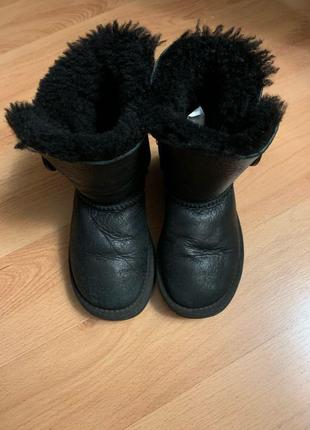 Продам чобітки ugg 26 розмір