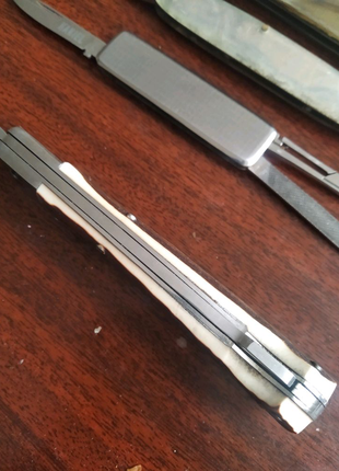 Сувенірні кишенькові складні ножі solingen rostfrei німеччини7 фото