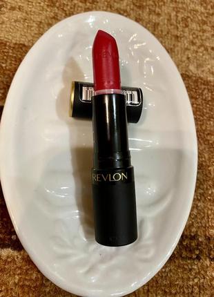 Revlon вишня 🍒 в снегу ❄️ губная помада 💄 super lustrous the luscious mattes  тон 023 cherries 🍒 in the snow ❄️2 фото