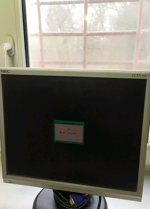 Монітори 17 дюймів асортимент