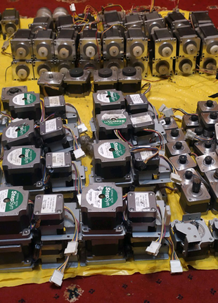 Кроковий двигун step syn sanyo denki