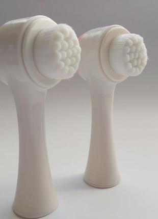 Двостороння щітка-масажер для очищення шкіри обличчя: