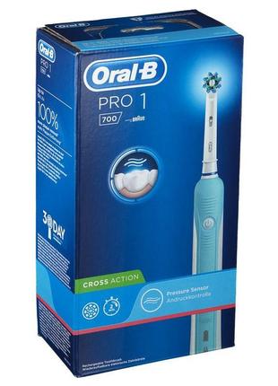 Електрична зубна щітка braun oral-b pro 700 crossaction