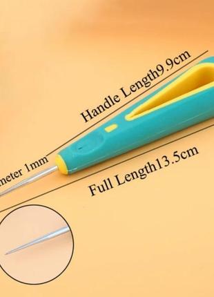 Шило для  проколювання силіконової форми для протягування гноту