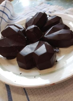 Чорний домашній шоколад1 фото