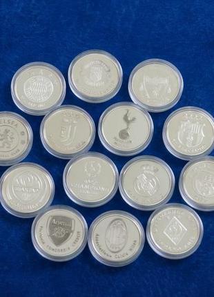 Колекція жетоноподобных монет в кол. 13 шт. фк ліги чемпіонів