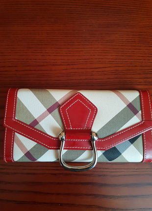 Burberry  kошелек для женщин.