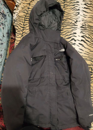 Продаю куртку the north face