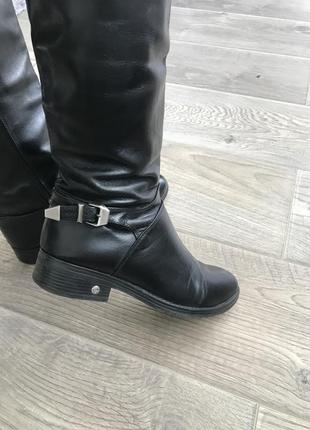 Високі зимові шкіряні чоботи