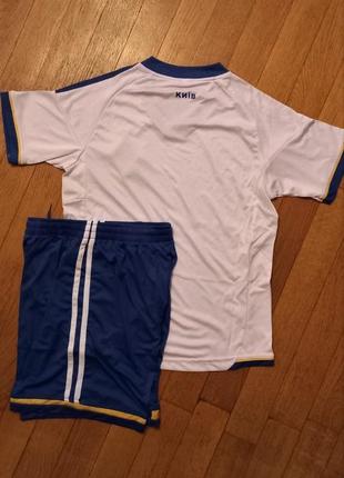 Динамо киев форма футбольная комплект футболка шорты гетры игрово10 фото
