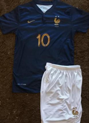 Мбаппе франція № 10 форма футбольна дитяча футболка шорти2 фото