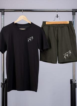 Комплект літній чоловічий з вовком футболка чорна й  шорти чорні2 фото