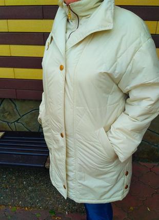 Женская демисезонная куртка от fracomina.6 фото