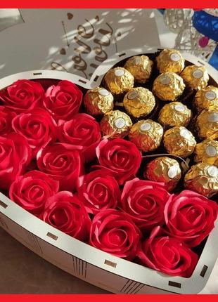 Подарунковий бокс із цукерок ferrero і троянд для дівчини  ar20