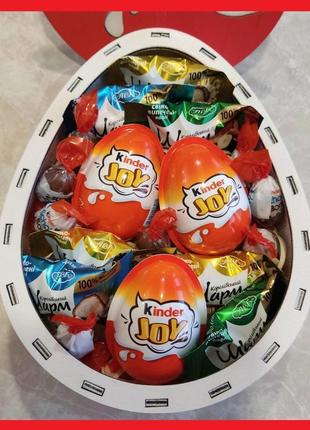 Бокс кіндер із солодощами для дівчини  ar18