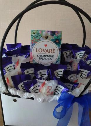 Подарунковий набір солодощів для неї т-9