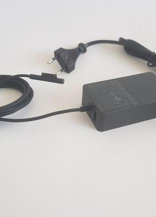 Заряджання блока живлення 15 v 2,58a  microsoft surface pro 3/4/5