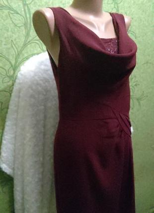 Бордовое платье с ажурной вставкой6 фото