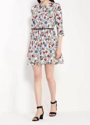 Милое платье в цветы