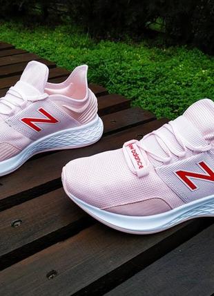 Кросівки жіночі new balance fresh foam roav3 фото