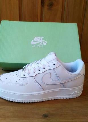 Кросівки жіночі nike air force low white1 фото