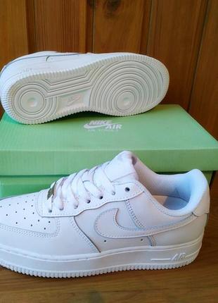 Кросівки жіночі nike air force low white3 фото