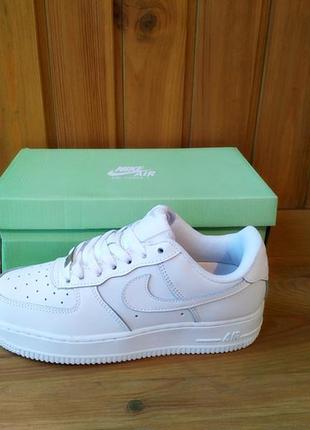 Кросівки жіночі nike air force low white5 фото