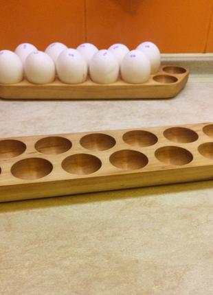 Дерев'яна підставка для 12 яєць кухонний органайзер3 фото