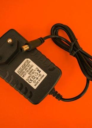 Универсальное зарядное блок jsg-1810 18v 1a набор 8 штекеров