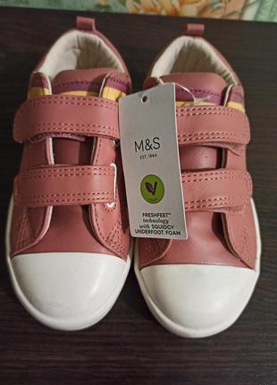 Симпатичні дитячі кросівки m&s