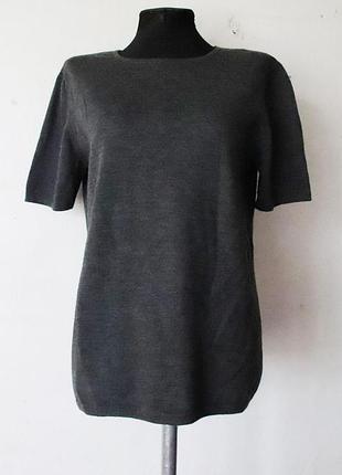 Шерстяная футболка escada 100% шерсть