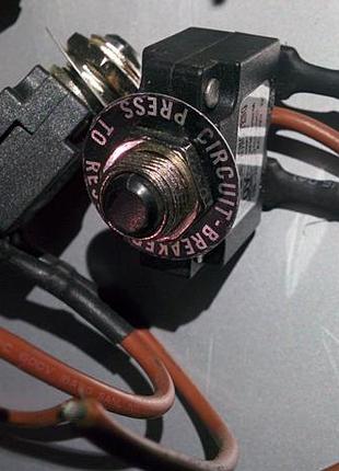 Багаторазовий автоматичний вимикач, запобіжник 5а, 220в