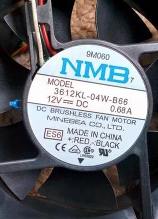 Потужні вентилятори з термоконтролем 90х90х38мм 12в.