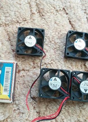 Тихі вентилятори 35х35х10мм 12в 0.14 а на шарикопідшипниках