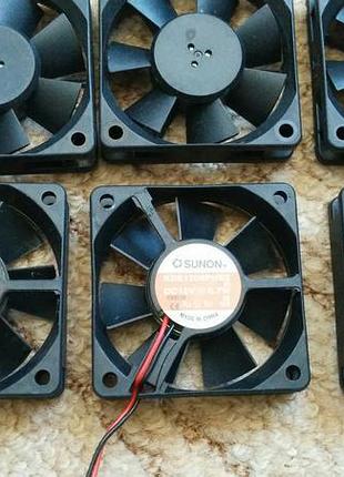 Вентилятори 60х60х15мм "sunon" 12в 0.06а
