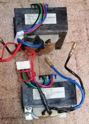 Трансформатор для інверторів 12в - 220в або для дбж