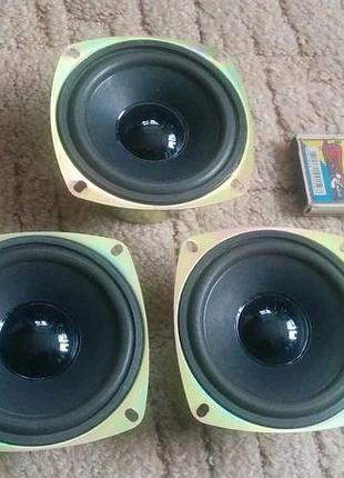 Широкосмугові динаміки 105 мм 20вт 4 ом.