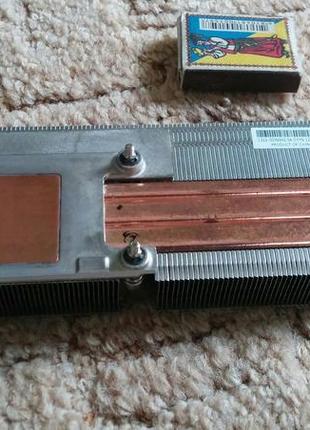 Якісний радіатор на мідній основі і теплових трубках від "hр".