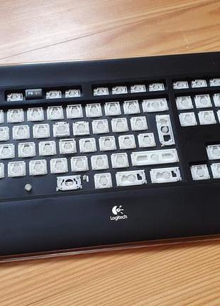 Клавіатура logitech k800 безпровідна з підсвіткою