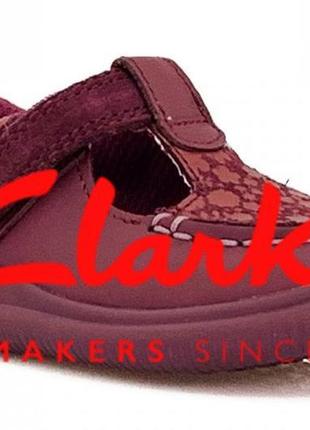 Дитячі брендові туфлі на дівчинку clarks cloud rosa р. 20,5 англі