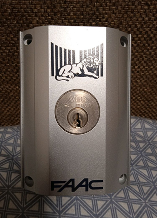 Ключ вимикач faac t10e (накладний)