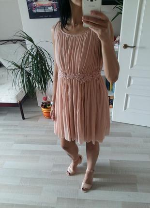 Нереальной красоты платье цвета пудры bik bok
