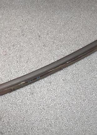 Ущільнювач дверей skoda octavia tour (шкода тур)