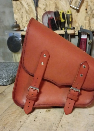 Кофр, батон, сумка на мотоцикл